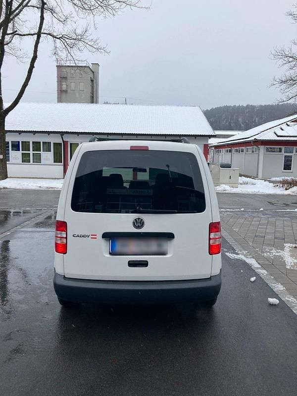 Gebraucht VW Caddy 86 PS (63 kW) 2011 Weiß Van / Kleinbus
