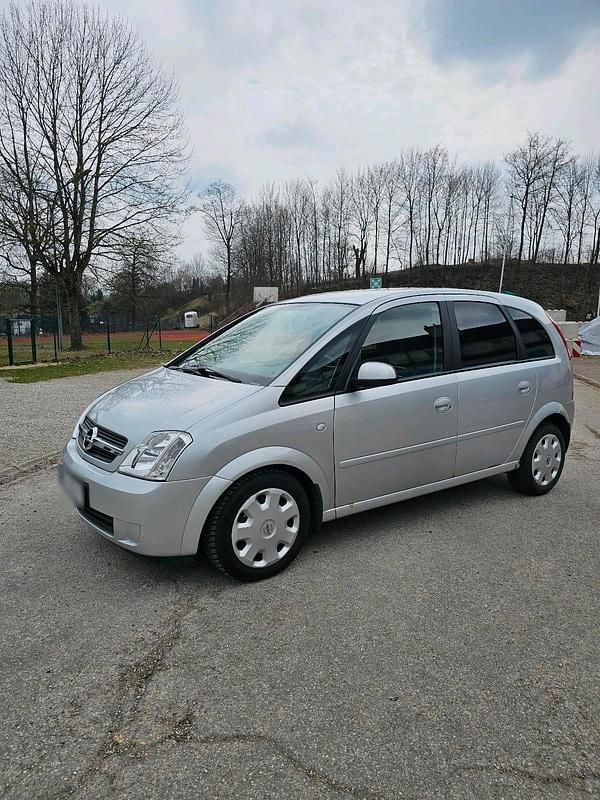 Gebraucht Opel Meriva 90 PS (66 kW) 2005 Silber Van / Kleinbus