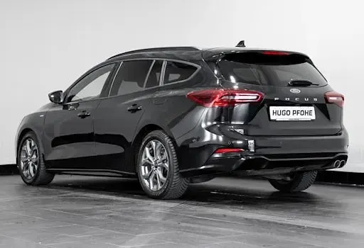 Usata Ford Focus ST-Line 116 CV (85 kW) 2023 Nero Berlina