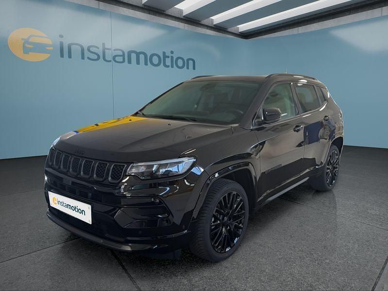 Gebraucht Jeep Compass 131 PS (96 kW) 2024 Schwarz SUV