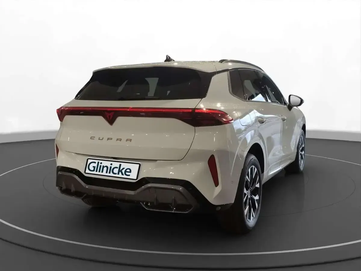Neu Cupra Terramar 204 PS (150 kW) 2025 Glacial weiß metallic SUV