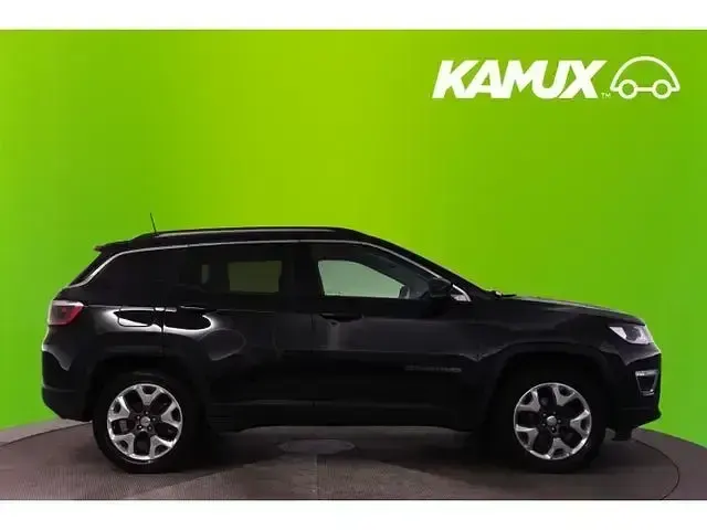 Gebraucht Jeep Compass Limited 140 PS (102 kW) 2019 Schwarz SUV