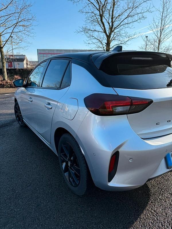 Gebraucht Opel Corsa 131 PS (96 kW) 2024 Silber Kleinwagen