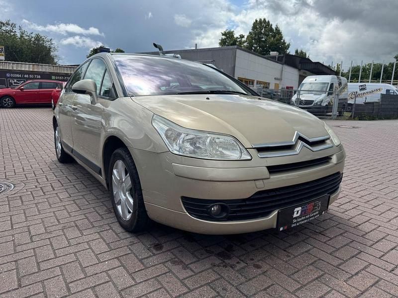 Gelb Gebraucht 2007 Citroën C4 Comfort Limousine | 2.900 € (Etwas zu teuer) - Bild 1/4