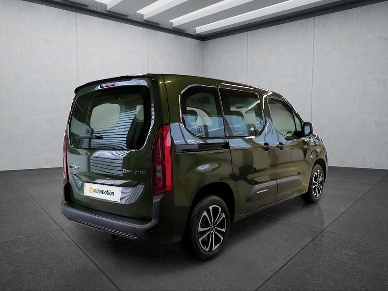 Grün Gebraucht 2024 Citroën Berlingo Van / Kleinbus | 20.949 € (Fairer Preis) - Bild 1/4