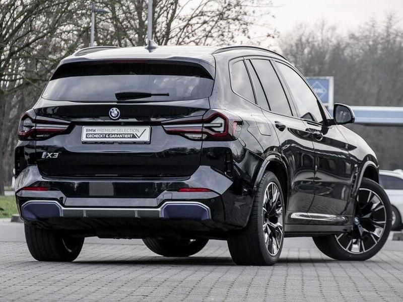Gebraucht BMW iX3 Impressive 210 kW (286 PS) 2022 Schwarz SUV