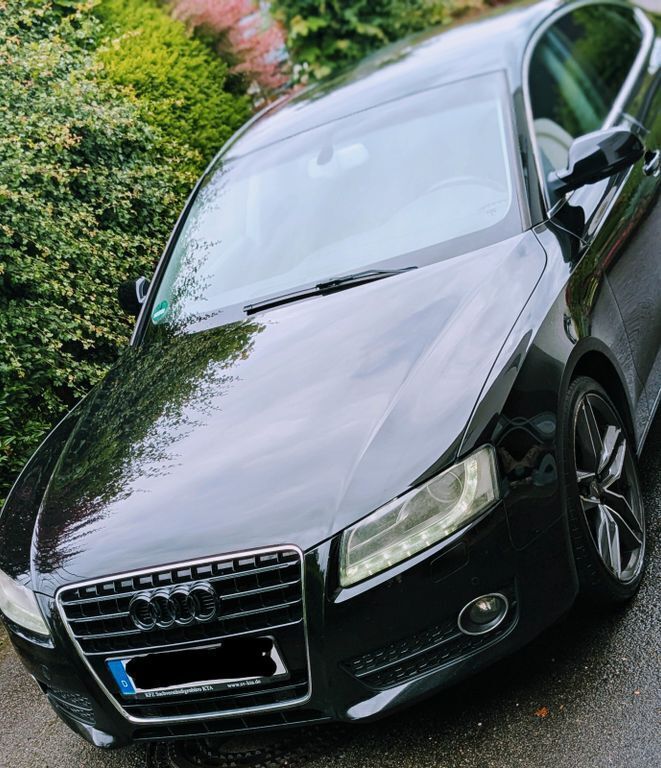 Schwarz Gebraucht 2010 Audi A5 Sportback Limousine | 7.250 € (Superpreis) - Bild 1/4