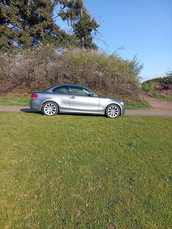 Gebraucht BMW 120 Coupé 170 PS (125 kW) 2010 Grau Coupé