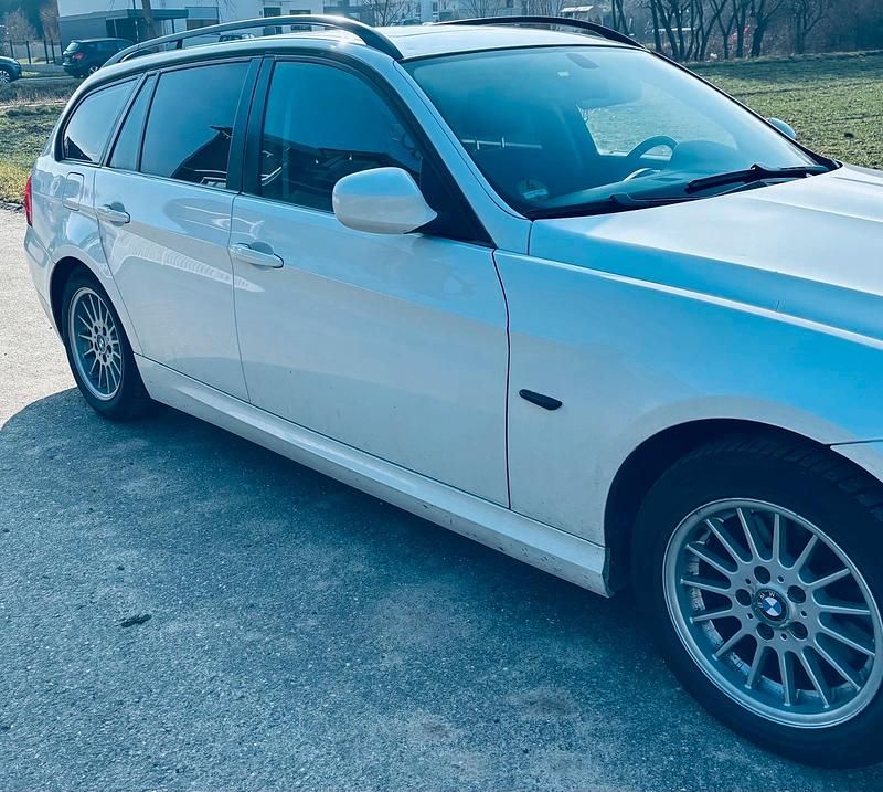 Gebraucht BMW 320 184 PS (135 kW) 2008 Weiß Kombi