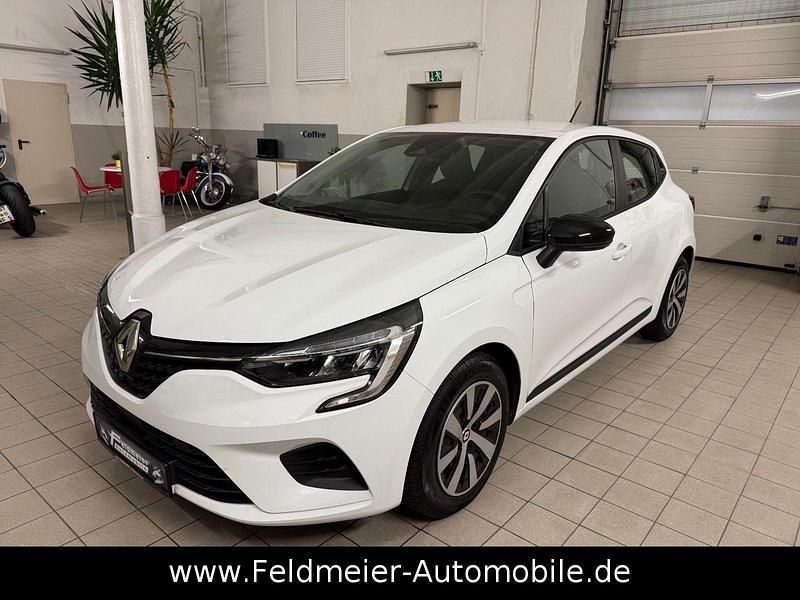 Gebraucht Renault Clio V Equilibre 67 PS (49 kW) 2022 Weiß Limousine