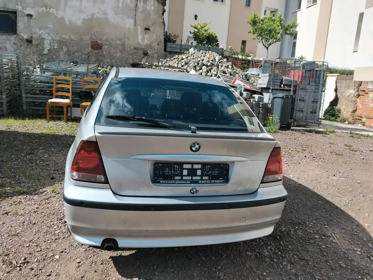 Gebraucht BMW 316 116 PS (85 kW) 2004 Silber Limousine