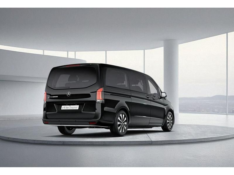 Gebraucht Mercedes e-Vito 150 kW (204 PS) 2025 Schwarz Van / Kleinbus