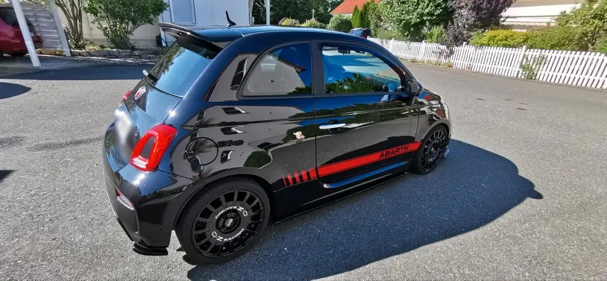 Gebraucht Fiat 500 Abarth 145 PS (106 kW) 2018 Schwarz Kleinwagen