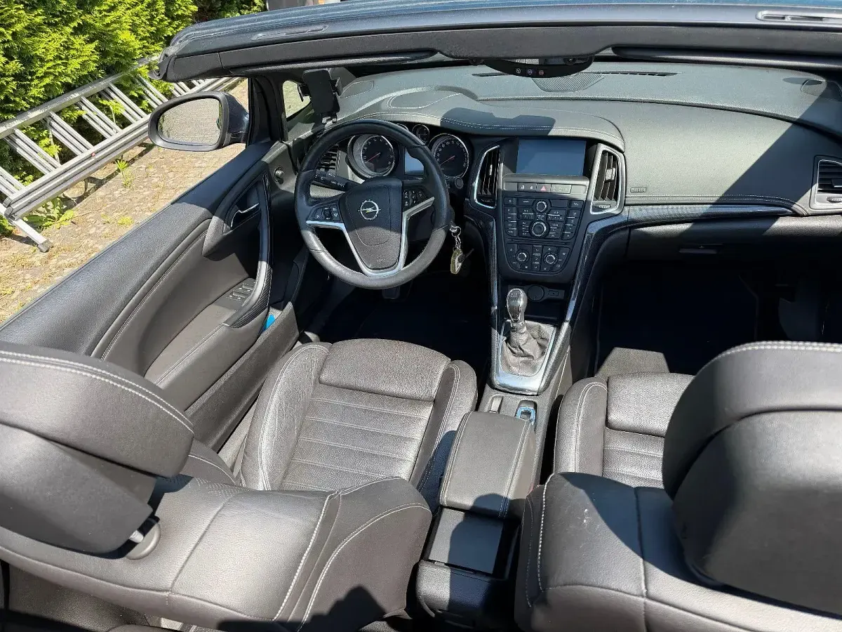 Gebraucht Opel Cascada Edition 140 PS (102 kW) 2017 Grün Cabrio