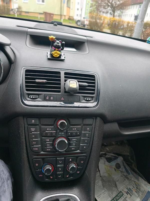 Gebraucht Opel Meriva 2012 Weiß Van / Kleinbus