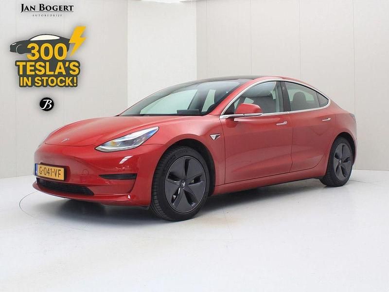 Rot Gebraucht 2019 Tesla Model 3 Standard Range Limousine | 20.400 € (Fairer Preis) - Bild 1/4
