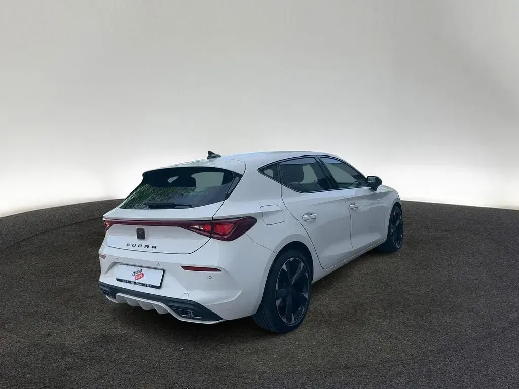 Gebraucht Cupra Leon 150 PS (110 kW) 2024 Weiß Limousine