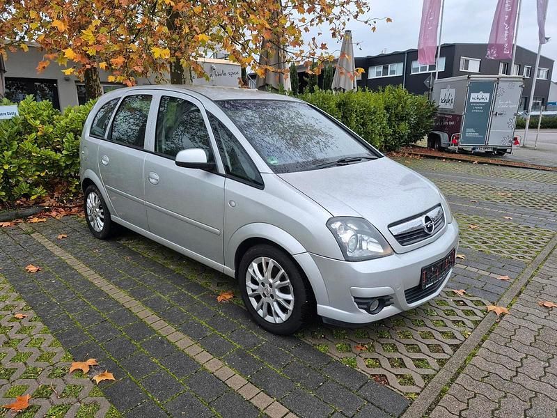 Silber Gebraucht 2009 Opel Meriva Innovation Van / Kleinbus | 3.150 € (Fairer Preis) - Bild 1/4