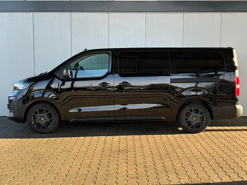 Ny Opel Vivaro 2025 Sort MPV