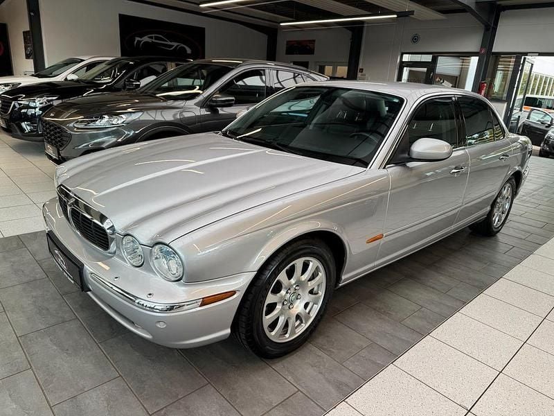 Silber Gebraucht 2004 Jaguar XJ6 Limousine | 12.900 € (Teuer) - Bild 1/4