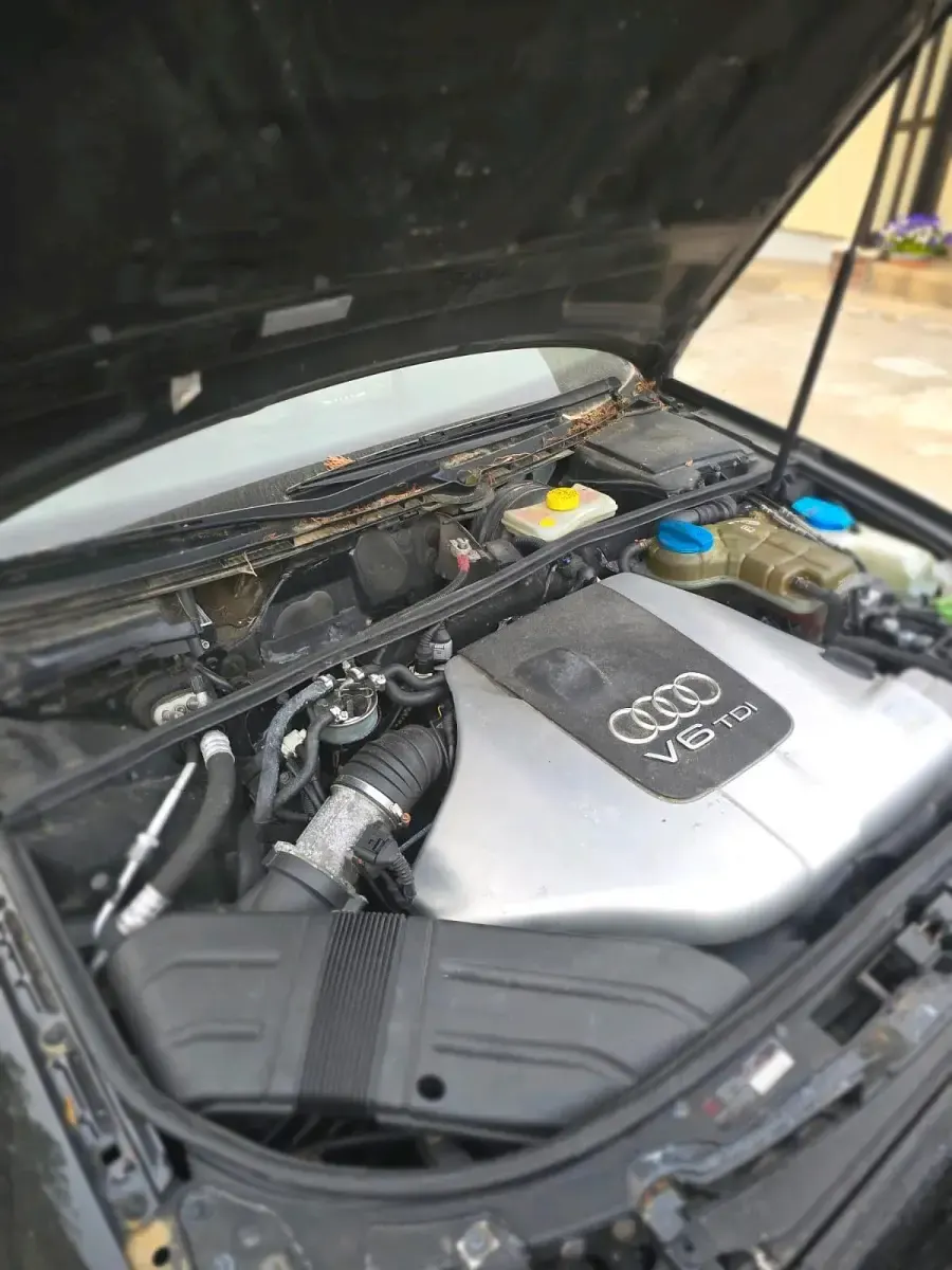 Używany Audi A4 163 KM (119 kW) 2002 Czarny Kombi