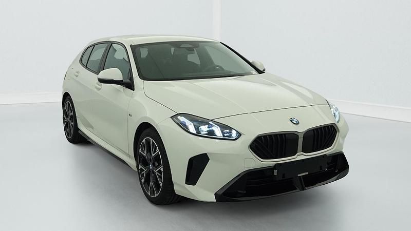 Gebraucht BMW 120 M Sport 163 PS (119 kW) 2025 Alpinweiss Kleinwagen