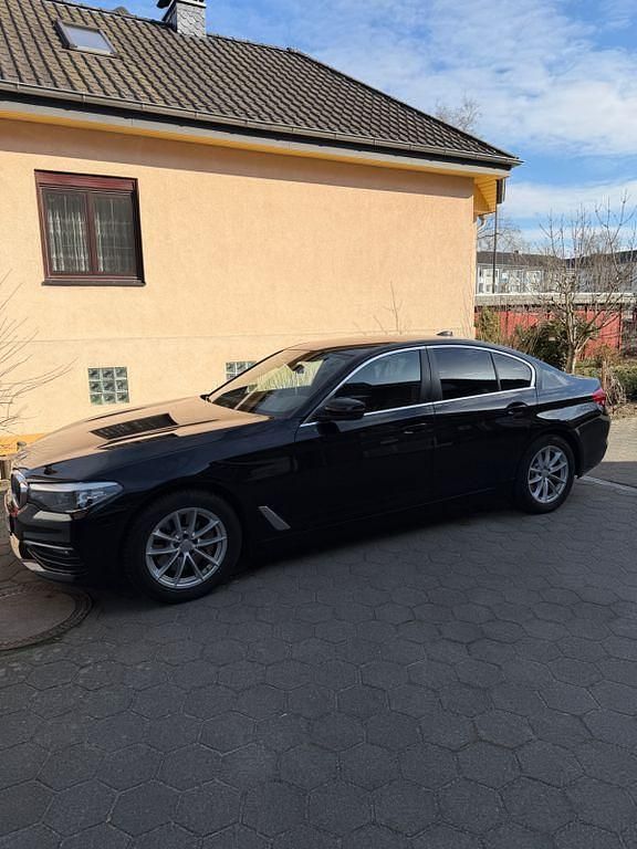 Gebraucht BMW 530 265 PS (194 kW) 2019 Schwarz Limousine