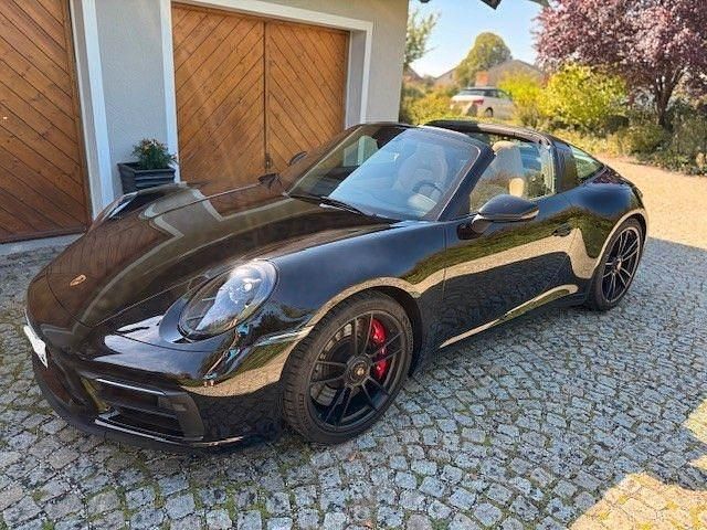 Schwarz Gebraucht 2023 Porsche 911 Targa 4 Cabrio | 172.500 € (Fairer Preis) - Bild 1/4