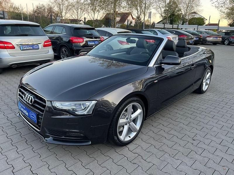 Grau Gebraucht 2012 Audi A5 Cabriolet S-Line Cabrio | 15.499 € (Fairer Preis) - Bild 1/4