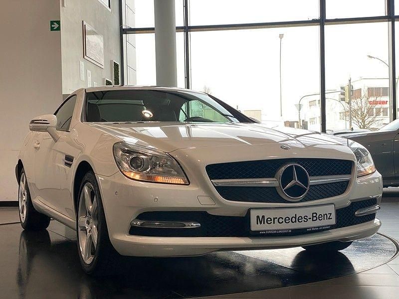 Gebraucht Mercedes SLK200 184 PS (135 kW) 2015 Weiß Cabrio