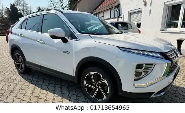 Używany Mitsubishi Eclipse Cross Plus 162 KM (119 kW) 2022 Biały SUV