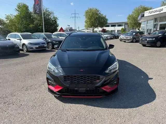 Gebraucht Ford Focus ST 110 PS (80 kW) 2020 Andere Limousine