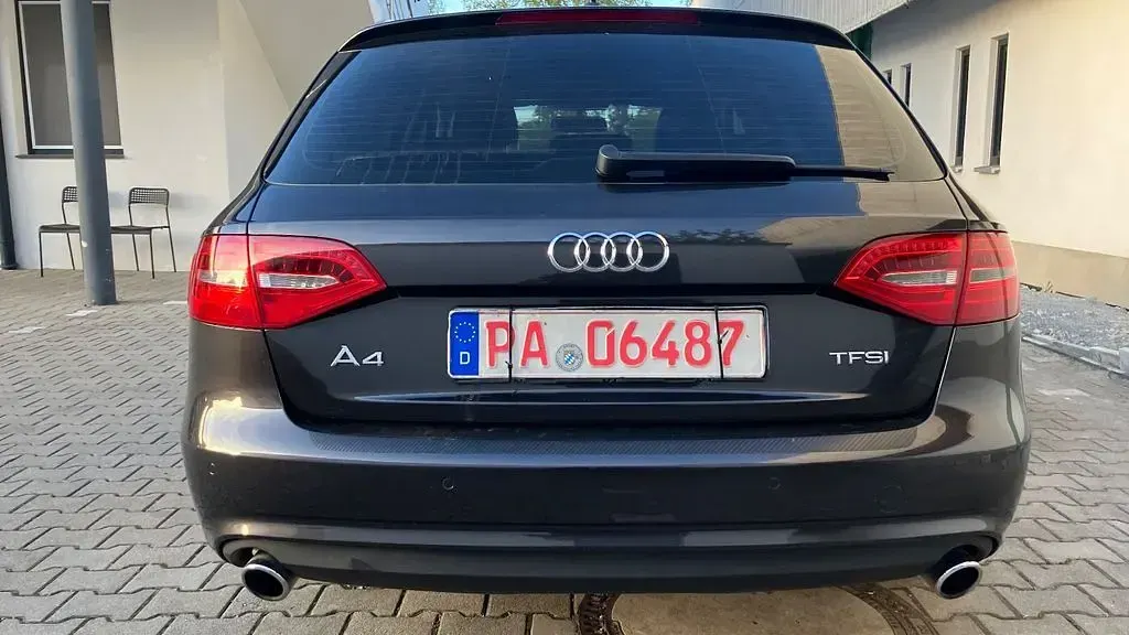Usata Audi A4 S-Line 170 CV (125 kW) 2012 Grigio Berlina
