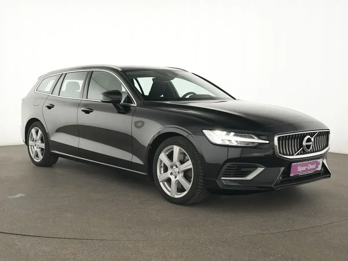 Gebraucht Volvo V60 Inscription 341 PS (250 kW) 2021 Onyx schwarz Kombi