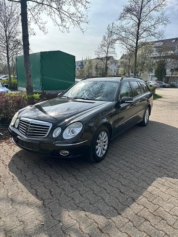 Gebraucht Mercedes E280 231 PS (169 kW) 2006 Schwarz Kombi