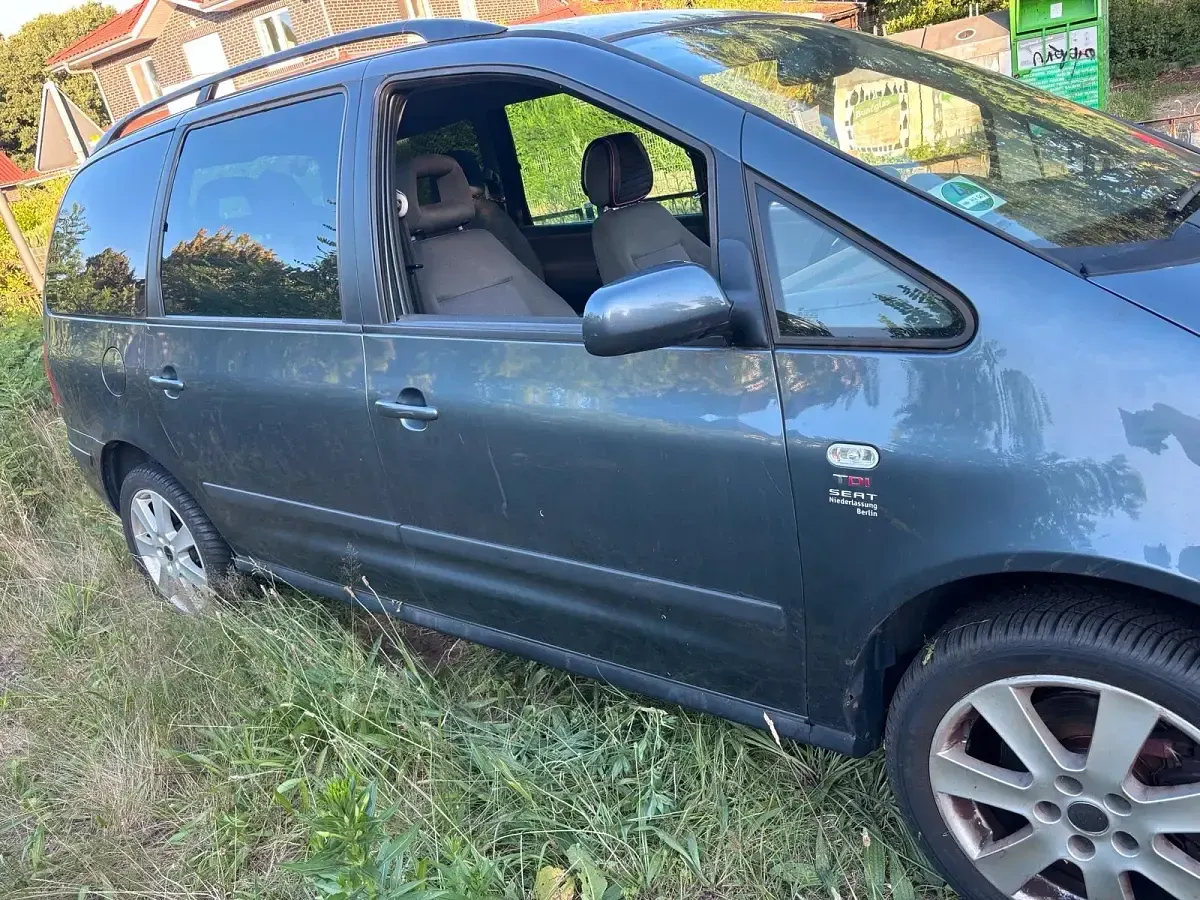 Gebraucht Seat Alhambra 149 PS (109 kW) 2008 Grau Van / Kleinbus