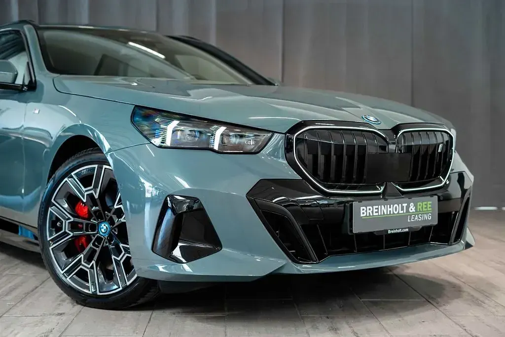 Gebraucht BMW i5 M Sport 250 kW (340 PS) 2024 Grün Kombi