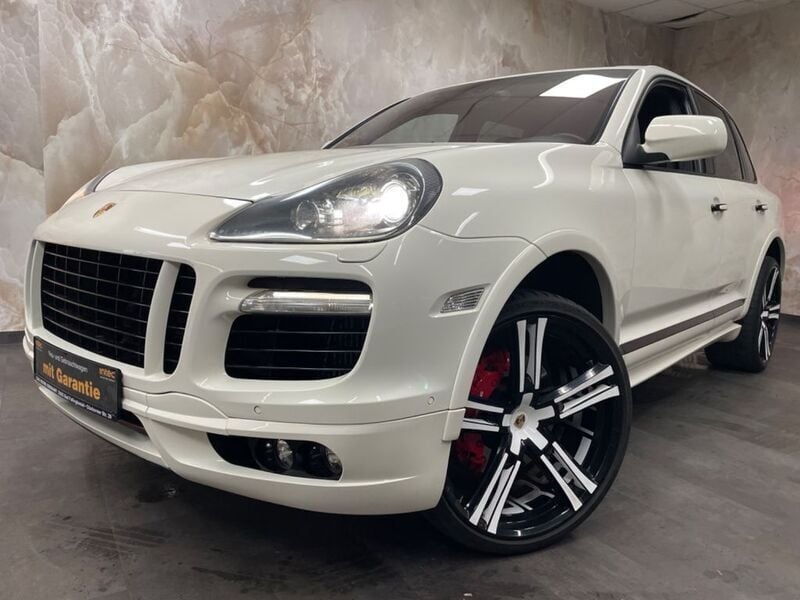 Weiß Gebraucht 2007 Porsche Cayenne Turbo SUV | 20.999 € (Etwas zu teuer) - Bild 1/4