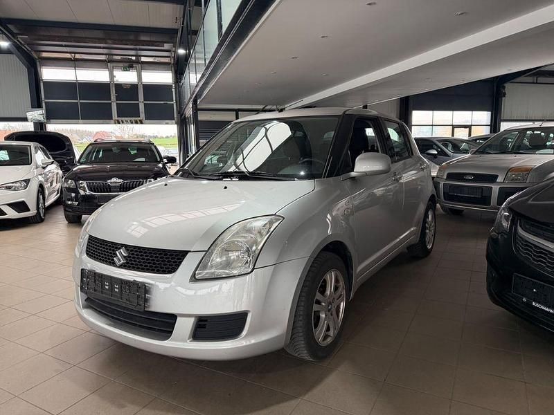 Gebraucht Suzuki Swift Snow 92 PS (67 kW) 2010 Silber Kleinwagen