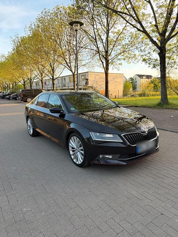 Brugt Skoda Superb 190 HK (139 kW) 2016 Sort Sedan