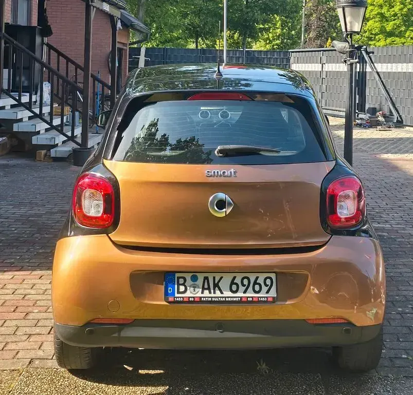 Gebraucht Smart ForFour Passion 75 PS (55 kW) 2015 Braun Kleinwagen