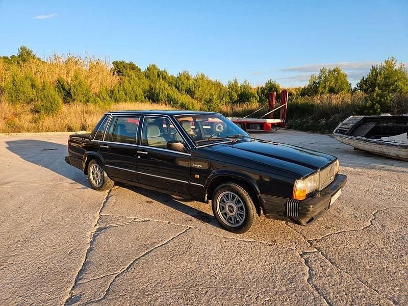 Gebraucht Volvo 760 136 PS (100 kW) 1987 Beige Limousine