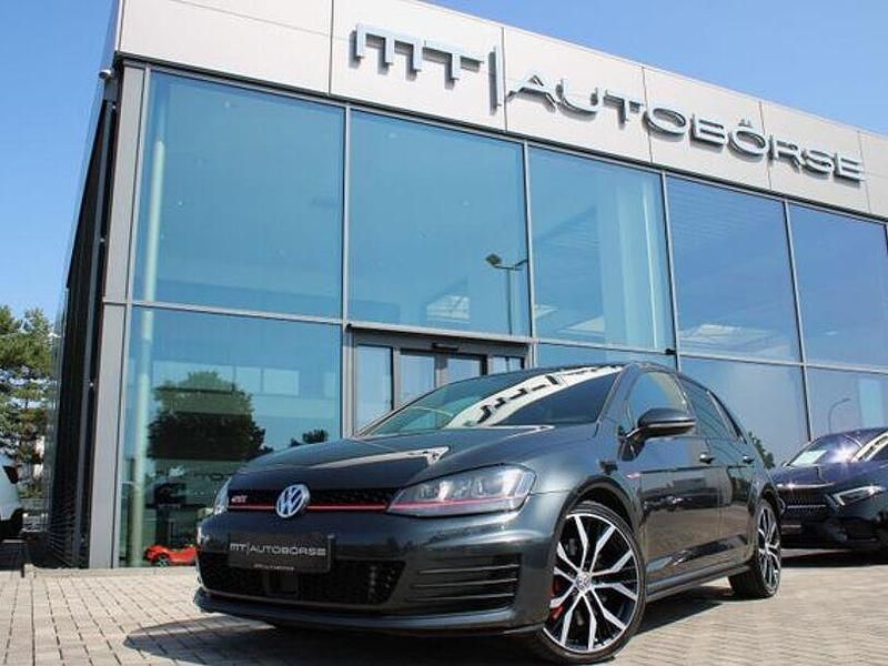 Grau Gebraucht 2015 VW Golf VII GTI Limousine | 20.900 € (Teuer) - Bild 1/4