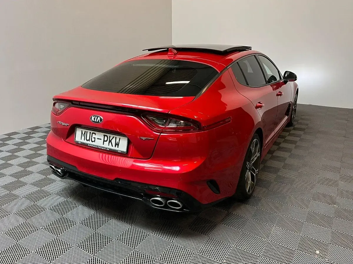 Gebraucht Kia Stinger GT 370 PS (272 kW) 2018 Rot Kleinwagen
