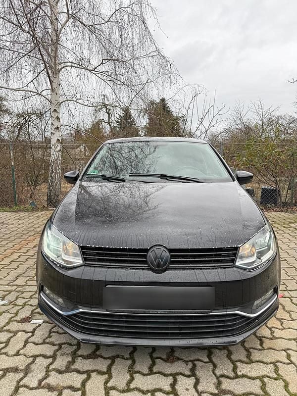 Gebraucht VW Polo LOUNGE 90 PS (66 kW) 2015 Schwarz Kleinwagen