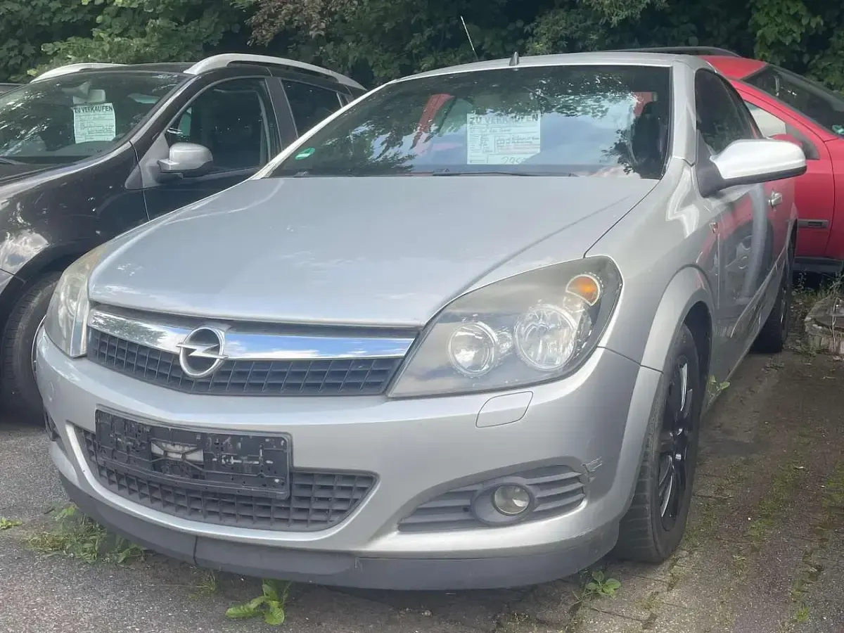 Gebraucht Opel Astra Cabriolet 105 PS (77 kW) 2007 Silber Cabrio