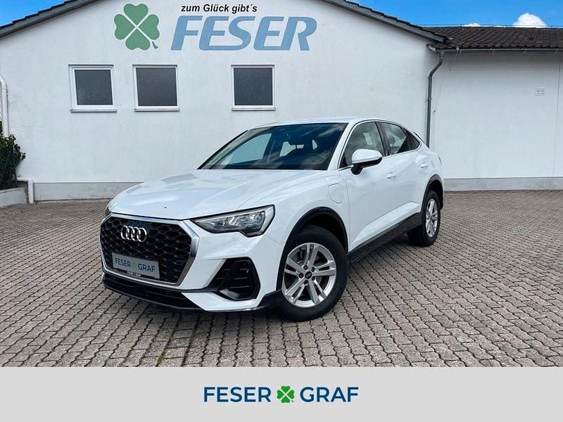 Weiß Gebraucht 2022 Audi Q3 SUV | 29.890 € (Fairer Preis) - Bild 1/4