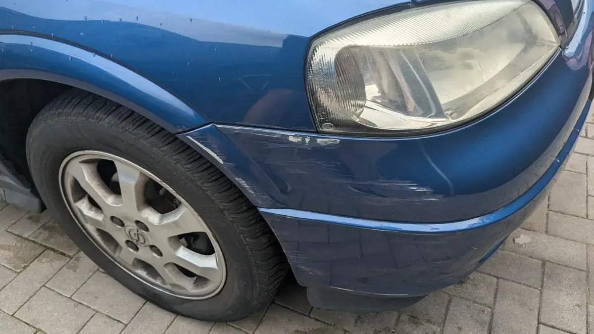Gebraucht Opel Astra 84 PS (61 kW) 2002 Blau Limousine