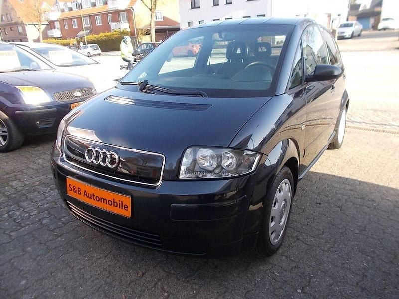 Gebraucht Audi A2 75 PS (55 kW) 2001 Schwarz Kleinwagen
