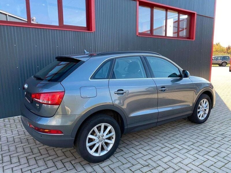Gebraucht Audi Q3 Comfort 150 PS (110 kW) 2015 Grau metallic SUV